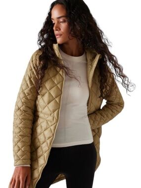 Athleta Whisper Featherless Puffer. XSP EUC.